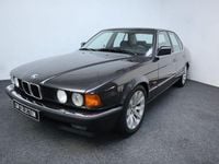 Begagnad BMW 735 211 HK (155 kW) 1989 Svart Sedan