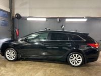 Begagnad Hyundai i40 141 HK (103 kW) 2016 Svart Kombi