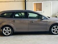 Begagnad Ford Mondeo Sport 160 HK (117 kW) 2014 Brun Kombi