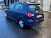 Begagnad VW Golf Plus Cross 105 HK (77 kW) 2012 Minibuss