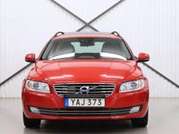 Begagnad Volvo V70 Momentum 150 HK (110 kW) 2015 Röd Kombi