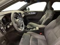 Begagnad Volvo EC40 Ultimate 188 kW (256 HK) 2023 Grå SUV