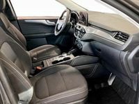 Begagnad Ford Kuga Titanium 224 HK (164 kW) 2023 Grå SUV