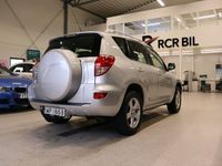 begagnad Toyota RAV4 2.0 VVT-i 4x4 M-Värm Drag 2-Ägare 152hk