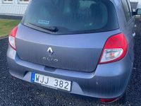 Begagnad Renault Clio R.S. 75 HK (55 kW) 2011 Halvkombi