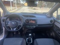 begagnad Toyota Yaris 5-dörrar 1.33 Dual VVT-i Euro 6