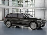 Begagnad Mercedes GLC300e Advanced 2024 Obsidiansvart metallic SUV