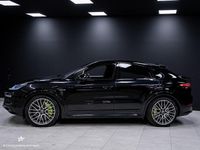 Begagnad Porsche Cayenne Turbo S 549 HK (403 kW) 2020 Svart SUV