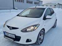 Begagnad Mazda 2 86 HK (63 kW) 2008 Vit Halvkombi