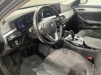 begagnad BMW 530 e Touring Live Cockpit Prof Kamera HiFi Drag