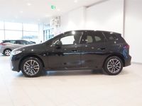 Ny BMW 225 Active Tourer M Sport 245 HK (180 kW) 2025 Svart Minibuss