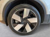 Begagnad Volvo XC40 Single Motor Extended Range 188 kW (256 HK) 2023 Silver SUV