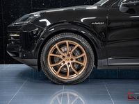 begagnad Porsche Cayenne E-Hybrid Coupé Moms Facelift Pano BOSE Drag