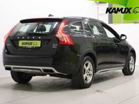 begagnad Volvo V60 CC D4 Summum AWD Taklucka Drag Blis VOC