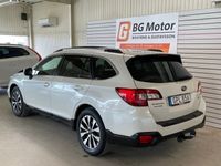 begagnad Subaru Outback 2.0 4WD Aut SUMMIT Drag Värmare Navi H K 2016, Kombi