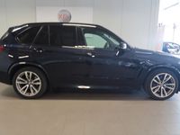 begagnad BMW X5 xDrive50i Drag-Nightvision-Värmare M Sport Euro 6 2016, SUV