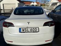 begagnad Tesla Model 3 SR Plus 325 hk v-hjul, svensksåld