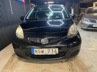 Begagnad Toyota Aygo 68 HK (50 kW) 2010 Svart Halvkombi