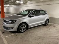 Begagnad VW Polo 90 HK (66 kW) 2011 Silver metallic Halvkombi