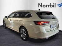 Begagnad Skoda Superb LAURIN & KLEMENT 193 HK (141 kW) 2025 Ljusgul Kombi