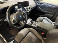 begagnad BMW X3 xDrive30e M-Sport Dragkrok Navi Komfortöppning HiFi P