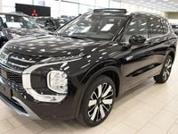 Ny Mitsubishi Outlander P-HEV Instyle 136 HK (100 kW) 2025 Svart SUV