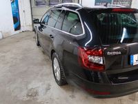 begagnad Skoda Octavia G-TEC Combi 1.5 TSI CNG Premium Euro 6