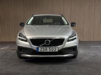 Begagnad Volvo V40 CC Momentum 120 HK (88 kW) 2018 Silver Kombi