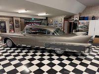 Begagnad Cadillac Fleetwood 310 HK (228 kW) 1958 Chamapgnemetallic Sedan