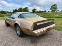 Begagnad Pontiac Trans Am 185 HK (136 kW) 1979 Beigeguld metallic Sportkupé