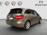 Begagnad Mercedes B180 109 HK (80 kW) 2013 Grå Minibuss