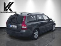 Begagnad Volvo V50 Momentum 170 HK (125 kW) 2005 Grå Kombi