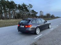 begagnad BMW 320 d xDrive Touring Sport line