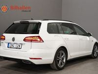 Begagnad VW Golf VIII R-line 150 HK (110 kW) 2020 Vit Kombi
