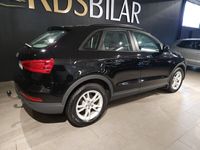 begagnad Audi Q3 2.0 TDI Quattro S Tronic Sport 177hk| Panorama |Drag