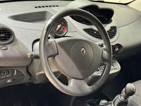 Begagnad Renault Twingo 75 HK (55 kW) 2010 Svart Halvkombi