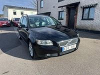 Begagnad Volvo V50 Momentum 220 HK (161 kW) 2006 Svart Kombi