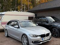 Begagnad BMW 320 Sport Line 184 HK (135 kW) 2013 Silver Kombi