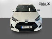 Begagnad Toyota Yaris Hybrid Active 92 HK (67 kW) 2020 Vit Halvkombi
