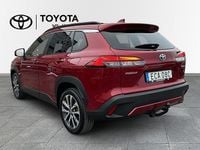 Begagnad Toyota Corolla Cross Style 200 HK (147 kW) 2022 Röd SUV