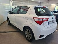 begagnad Toyota Yaris Hybrid Årsskstt 2019, Halvkombi