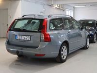 begagnad Volvo V50 1.8 Flexifuel Momentum M-Värme Drag Ny Servad Besi