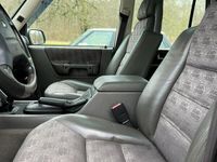 begagnad Land Rover Discovery 4.0 V8 4WD