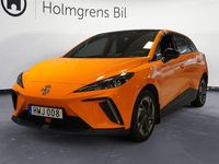 Begagnad MG MG4 EV 150 kW (204 HK) 2022 Orange Halvkombi