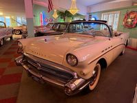 Begagnad Buick Roadmaster 305 HK (224 kW) 1957 Vit Cab