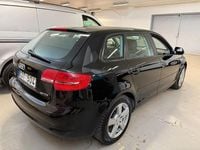Begagnad Audi A3 Sportback Attraction 105 HK (77 kW) 2009 Svart Halvkombi
