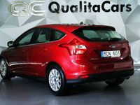 Begagnad Ford Focus Titanium 116 HK (85 kW) 2012 Röd Halvkombi