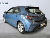 begagnad Toyota Corolla Hybrid 1,8 5D ElHybrid Active SPI 2020 Blå