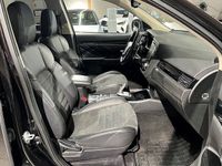 begagnad Mitsubishi Outlander P-HEV Komfort MY20 4WD - Drag, Backkamera