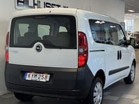Begagnad Opel Combo 95 HK (69 kW) 2015 Vit Minibuss